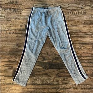 men’s track pants